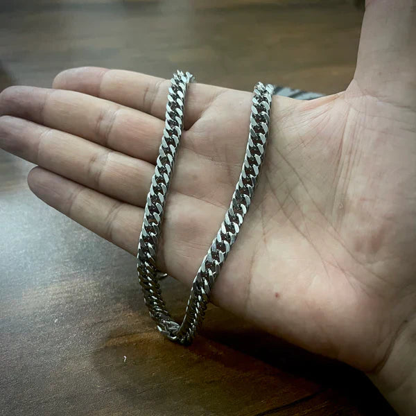 8mm Silver Diamond Cut Cuban NBold Bracelet For Mens & Womens With Free Home Deliveryeck Chain