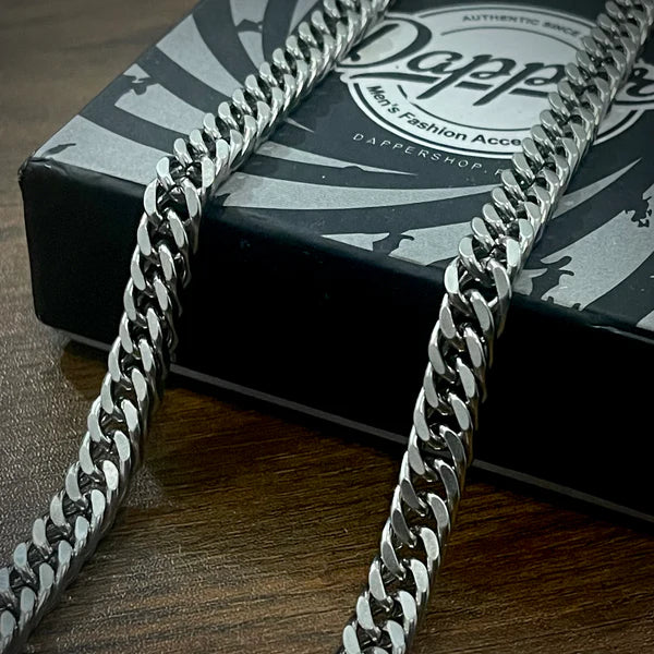 8mm Silver Diamond Cut Cuban NBold Bracelet For Mens & Womens With Free Home Deliveryeck Chain